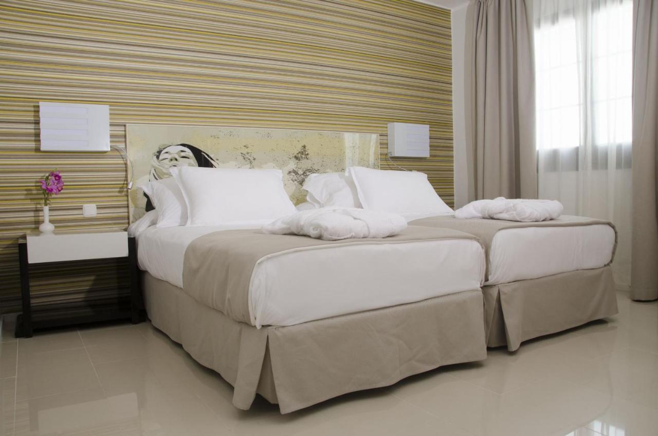Boutique Hotel H10 White Suites - Adults Only Πλάγια Μπλάνκα Εξωτερικό φωτογραφία
